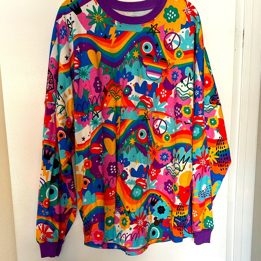 Disney Pride spirit jersey XL